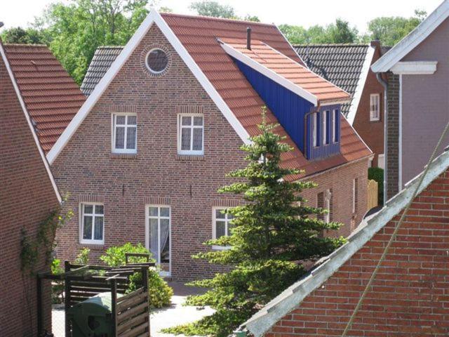 Ferienwohnung Friesenhaus Hafenperle Neuharlingersiel Exterior foto